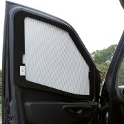 Seitenscheibenverdunkelung REMIfront, schwarz für MB Sprinter ab Bj. 2018/03 mit Einstiegsgriff